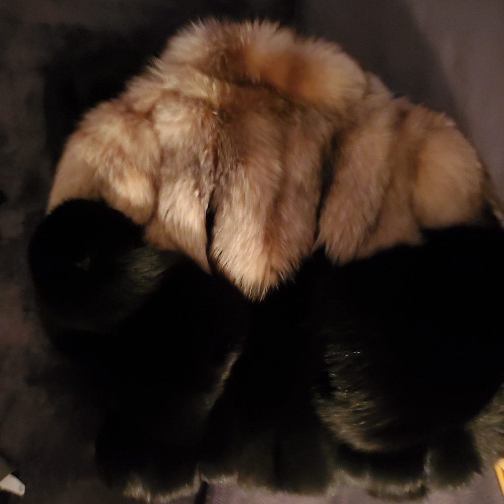 FULL LENGTH FOX FUR